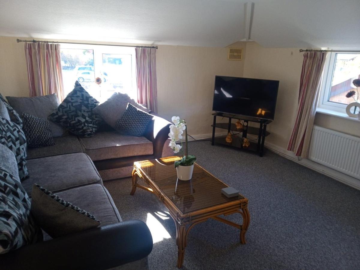 Fox And Hounds Apartment *